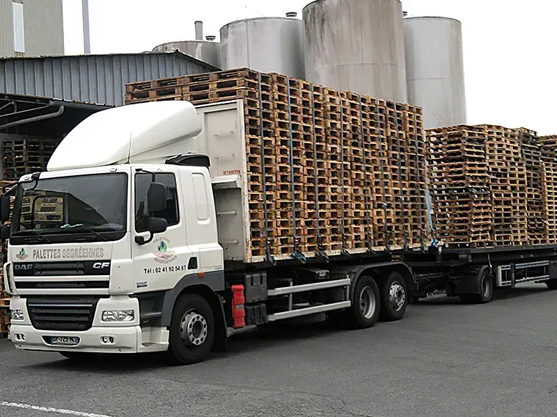 Récupération de palette près de Segré-en-Anjou-bleu
